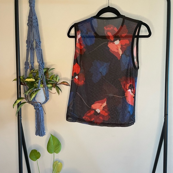Fabletics Floral Tank Top - Picture 2 of 2